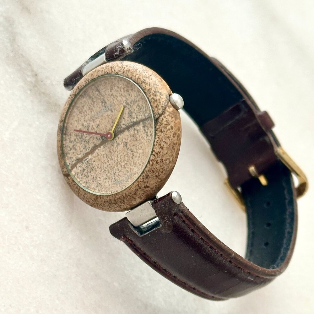 Vintage TISSOT Genuine ROCKWATCH Swiss Quartz R151, AMAZING WATCH